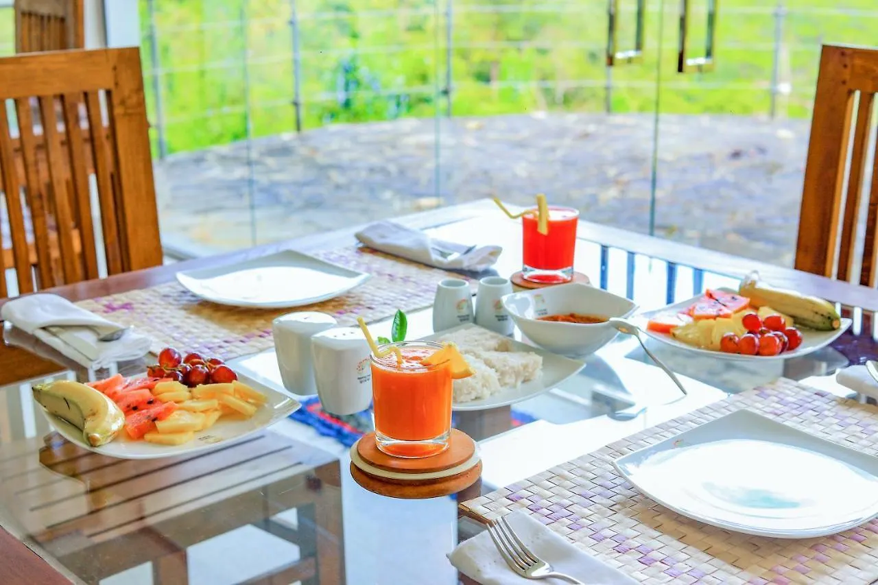 Villa Flaming Tree Resorts Kiriwan Eliya Sri Lanka