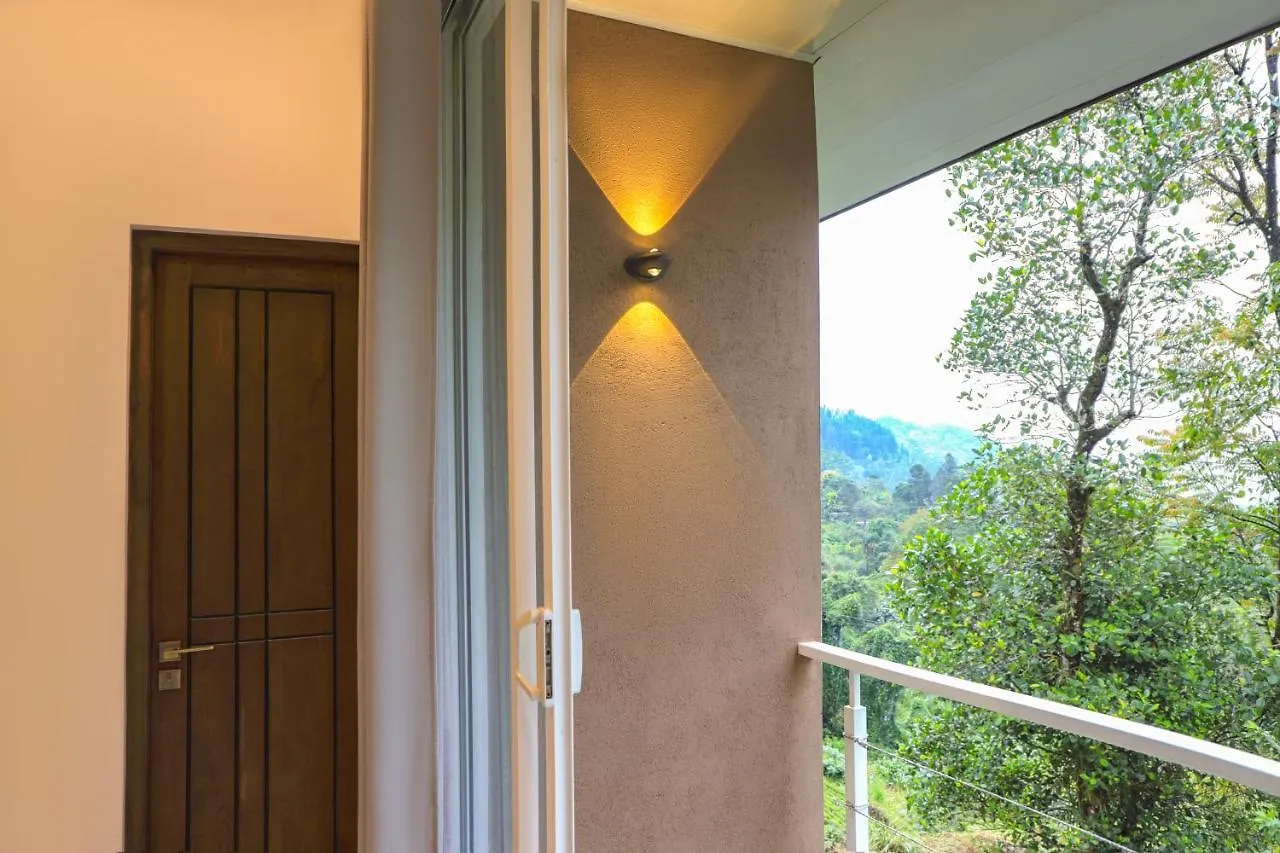 Villa Flaming Tree Resorts Kiriwan Eliya