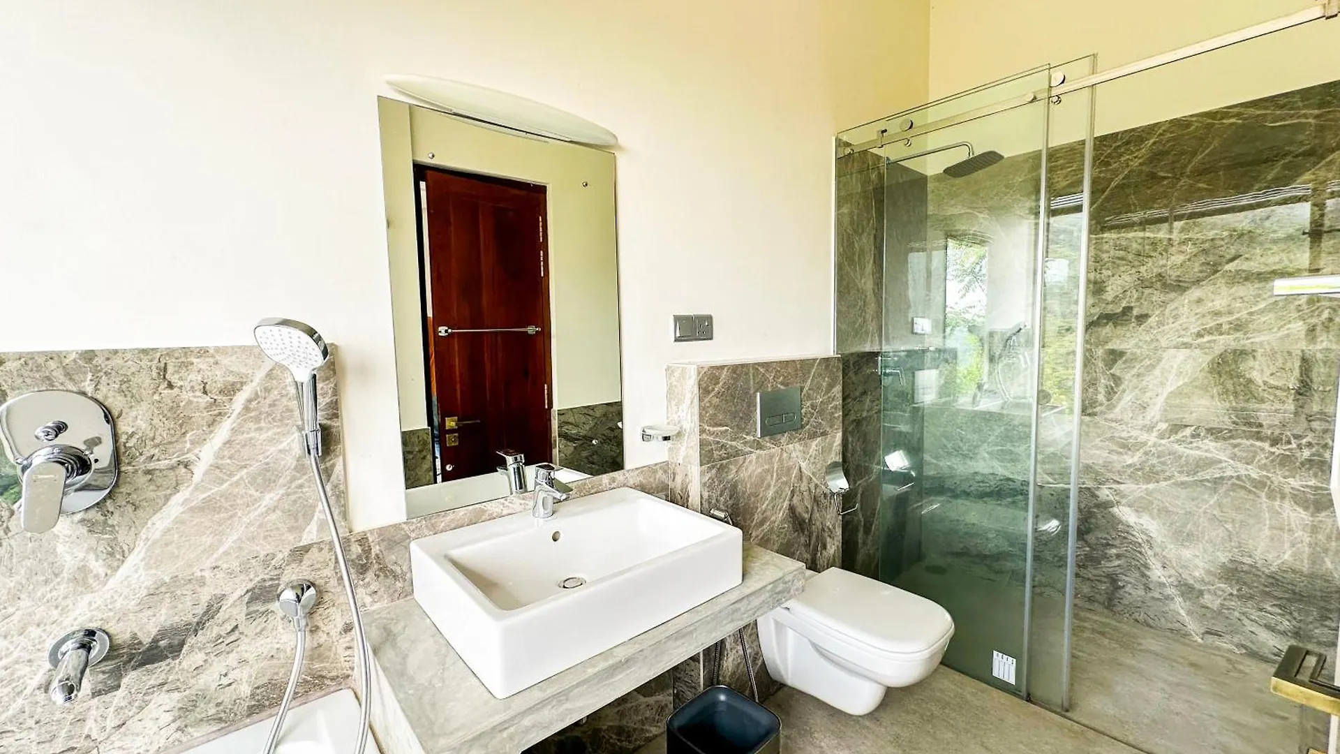 Villa Flaming Tree Resorts Kiriwan Eliya