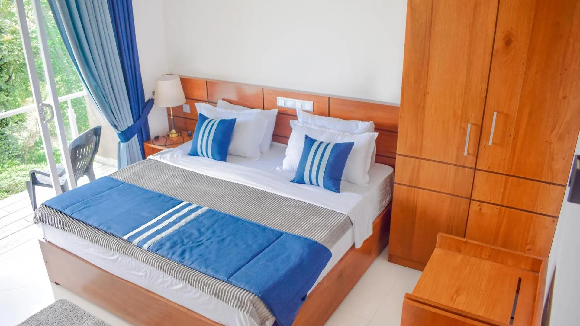 Flaming Tree Resorts Kiriwan Eliya Villa