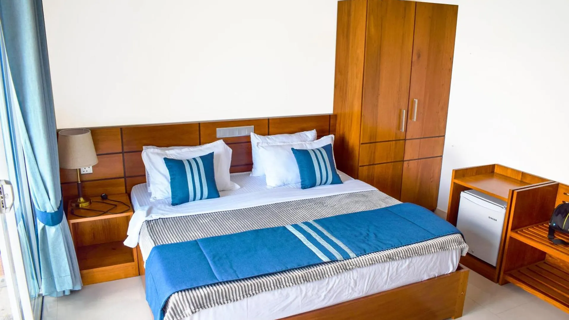 Flaming Tree Resorts Kiriwan Eliya Sri Lanka