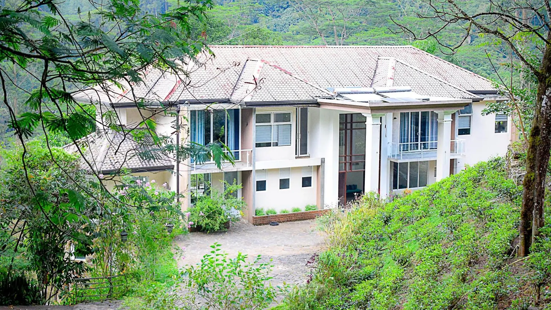 Flaming Tree Resorts Kiriwan Eliya 0*,  Sri Lanka