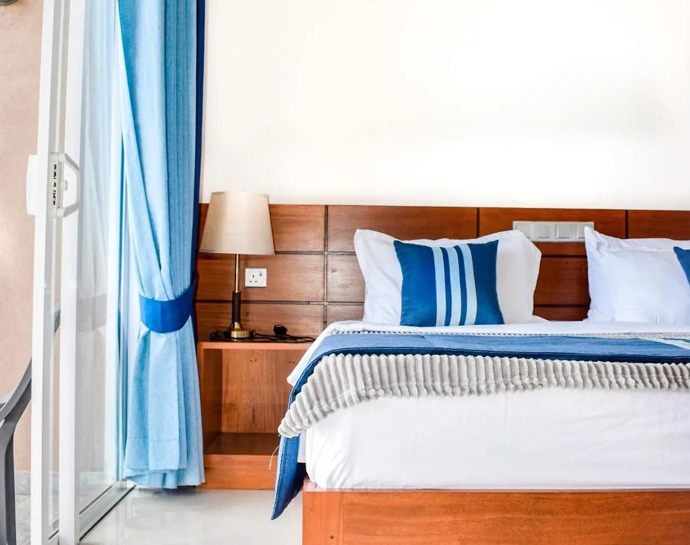 Flaming Tree Resorts Kiriwan Eliya