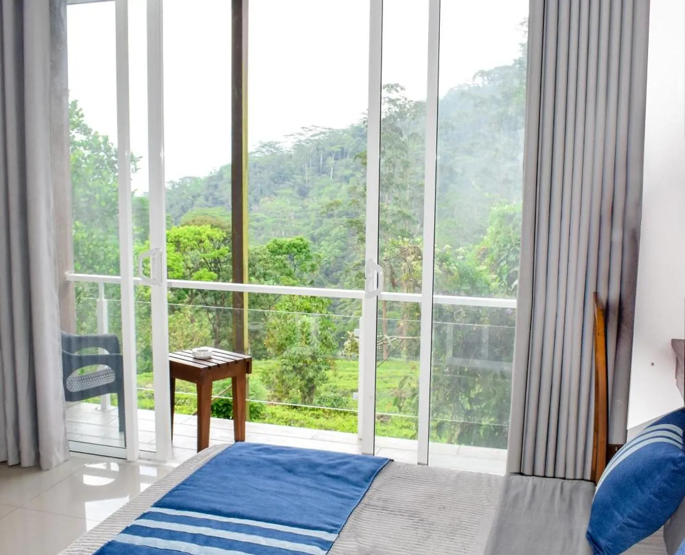 Flaming Tree Resorts Kiriwan Eliya